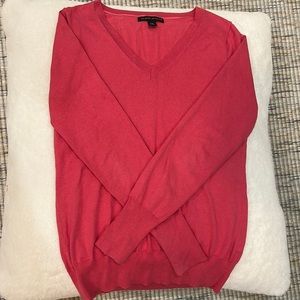Banana republic silk V-neck sweater gorgeous rosey pink
